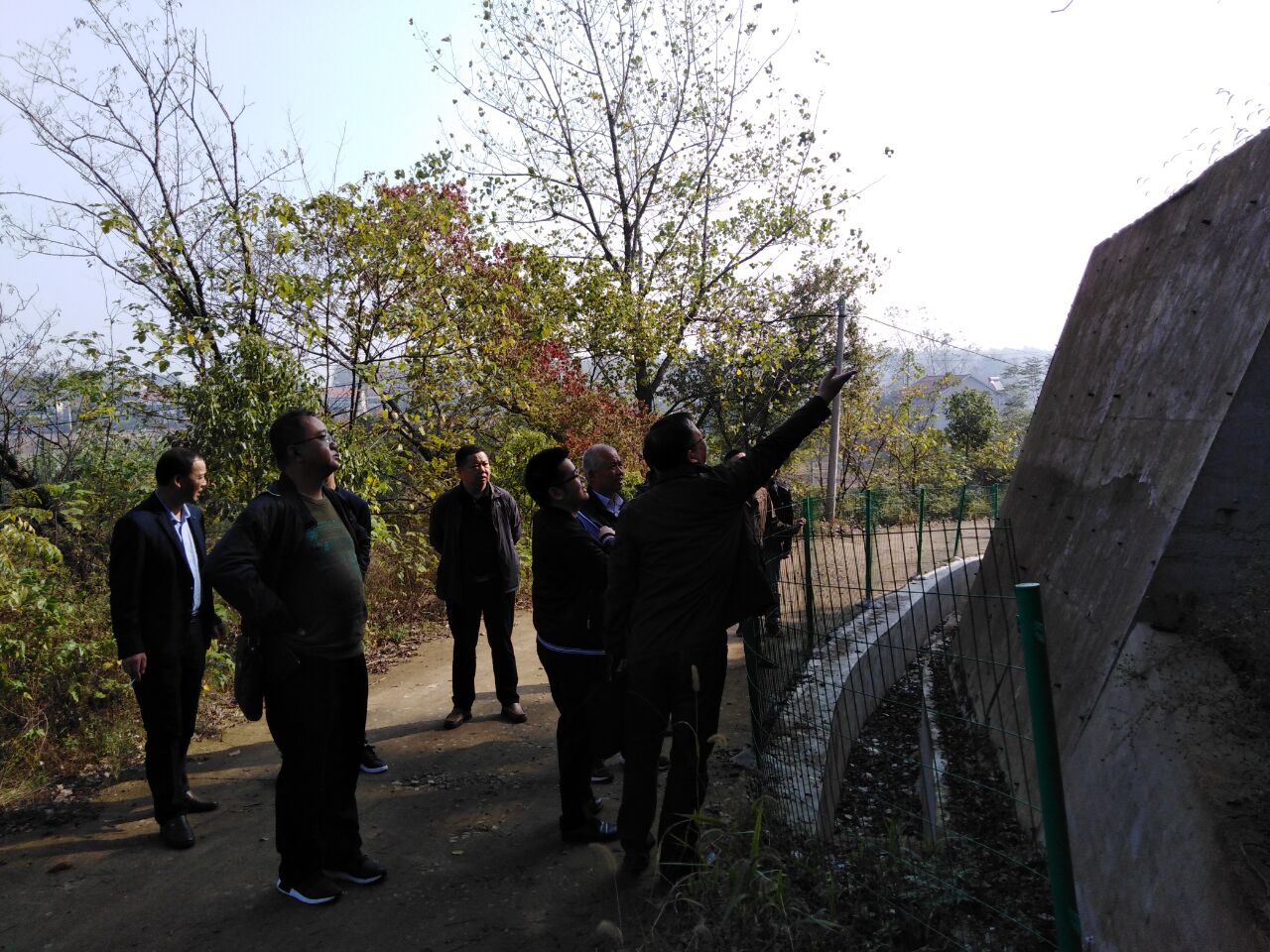 鄂州市华容区段店镇罗湖村不稳定斜坡治理工程通过验收