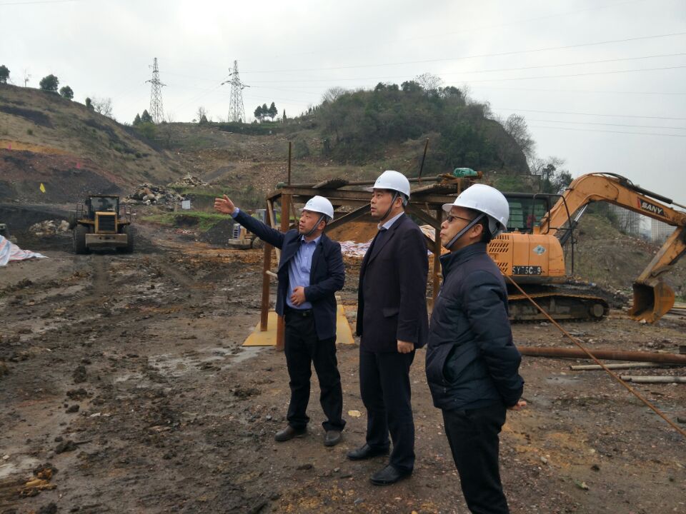 �ӳ��浳ί�������������ί��������ĸ��ȵ�Ԭ����Ŀ��鹤��