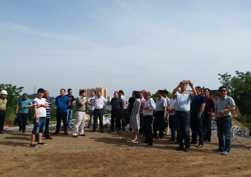 ��ұ������ɲ������ŵ��д󹤿�Ժ�ƽ�ɽ������Ŀ�ι�ѧϰ