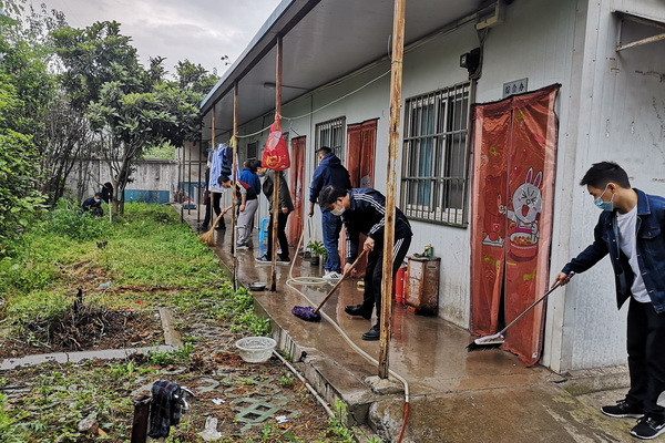 �д󹤿�Ժ��չ���������»